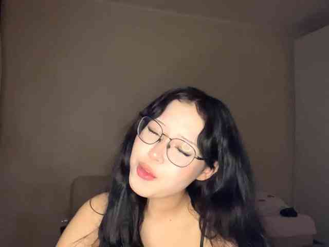 DominicaTkach webcam