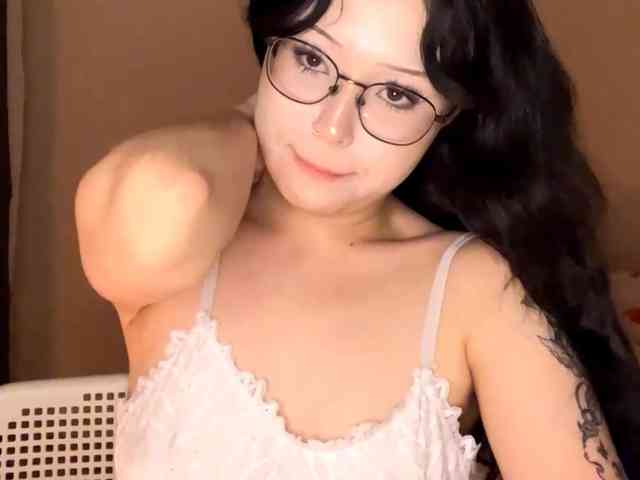 DominicaTkach webcam