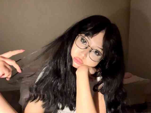 DominicaTkach webcam