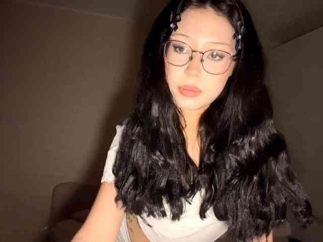 DominicaTkach webcam