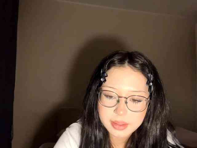 DominicaTkach webcam