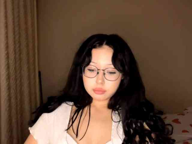 DominicaTkach webcam