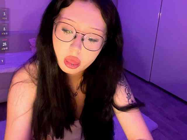 DominicaTkach webcam