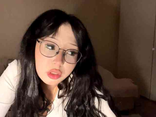 DominicaTkach webcam