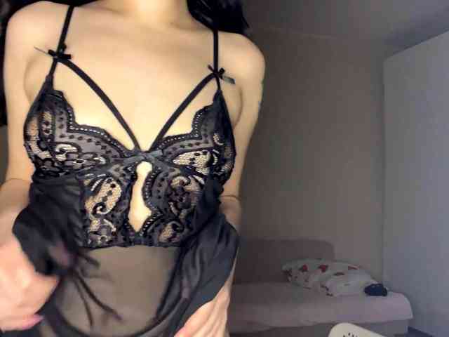 DominicaTkach webcam