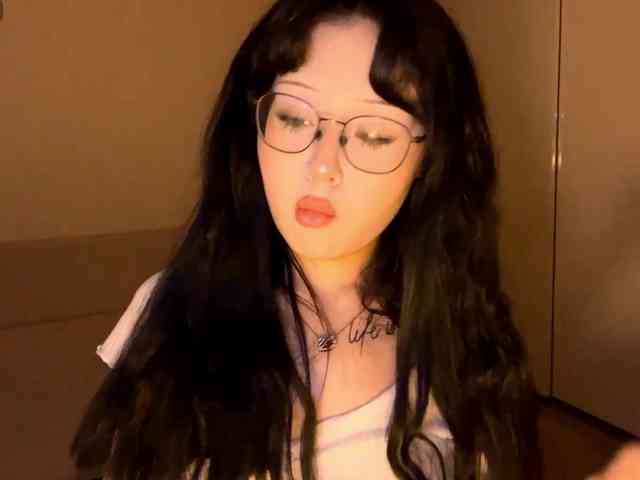 DominicaTkach webcam