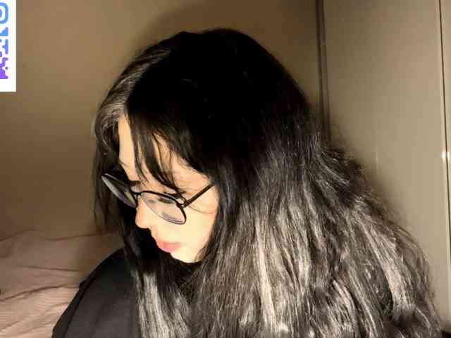 DominicaTkach webcam