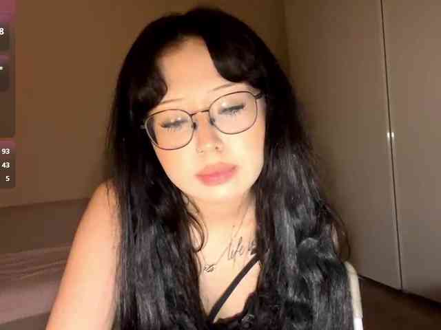 DominicaTkach webcam