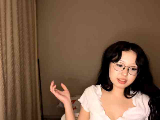 DominicaTkach webcam