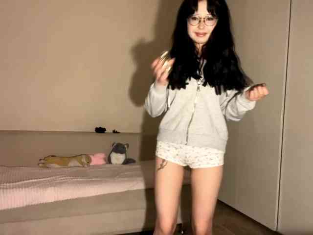 DominicaTkach webcam