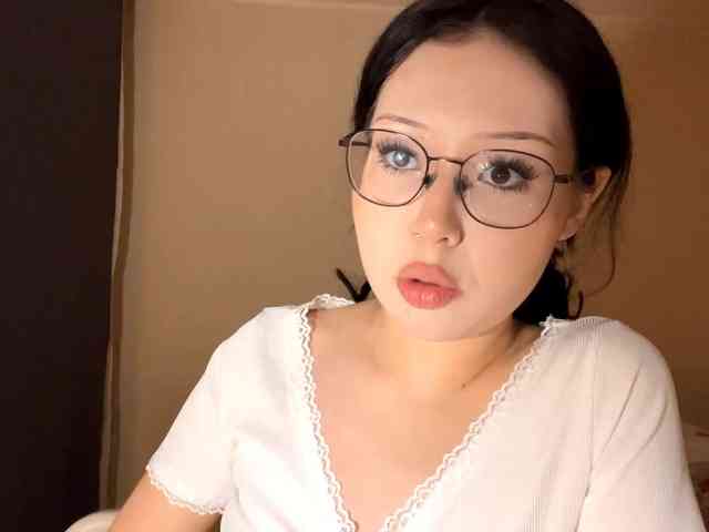 DominicaTkach webcam