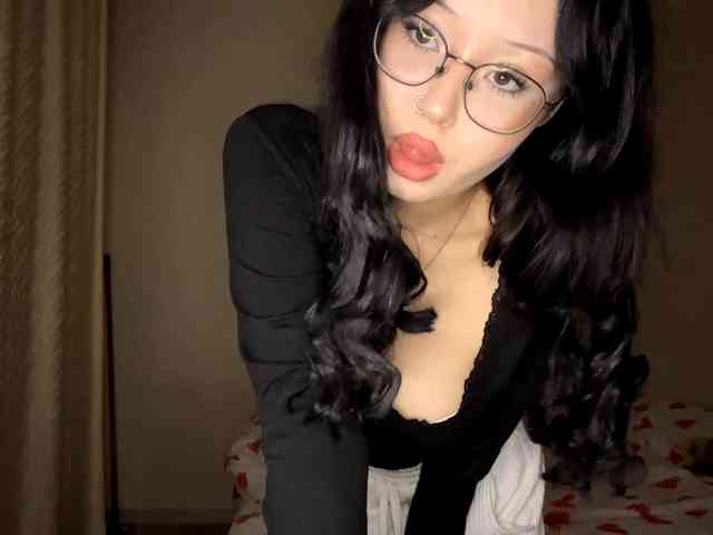 DominicaTkach webcam