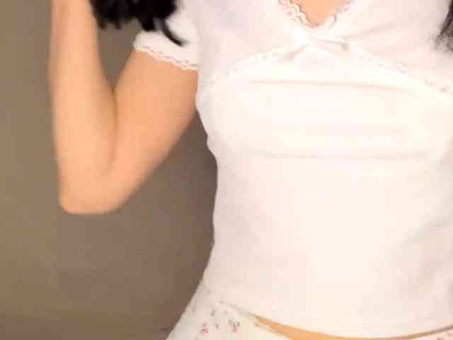 DominicaTkach webcam