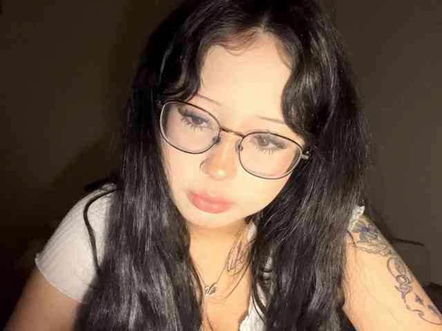 DominicaTkach webcam