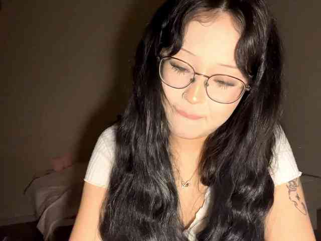 DominicaTkach webcam