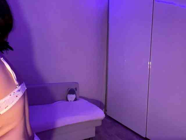 DominicaTkach webcam