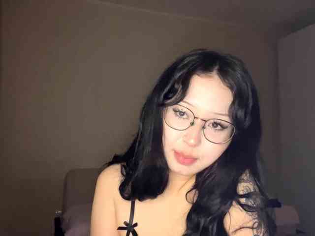 DominicaTkach webcam