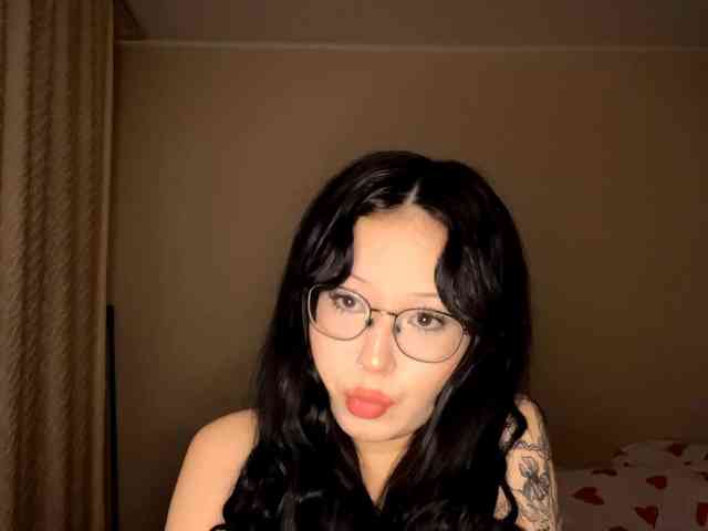 DominicaTkach webcam