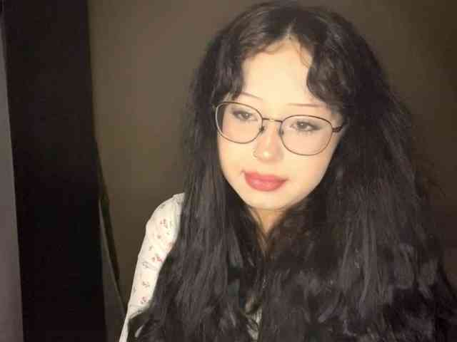 DominicaTkach webcam