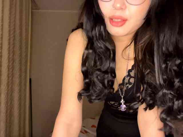 DominicaTkach webcam