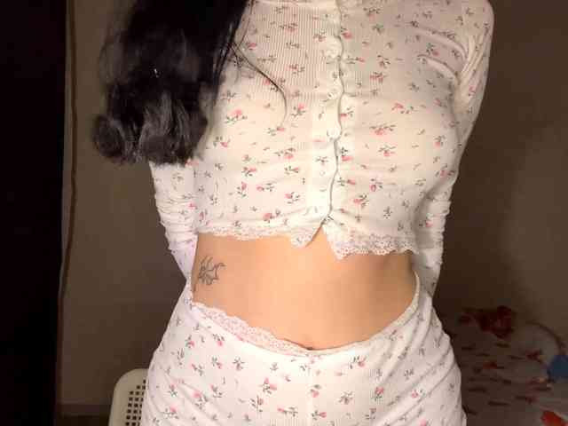 DominicaTkach webcam