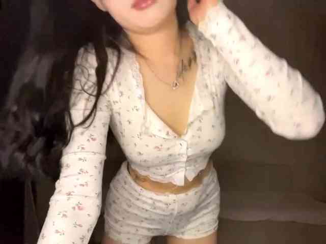 DominicaTkach webcam