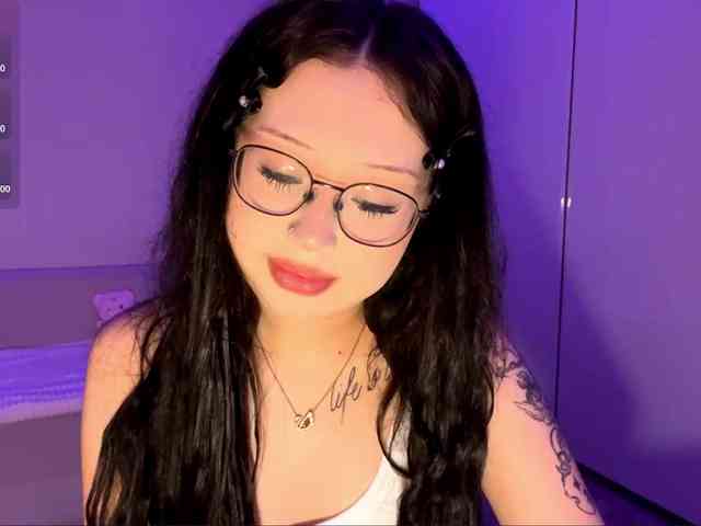 DominicaTkach webcam