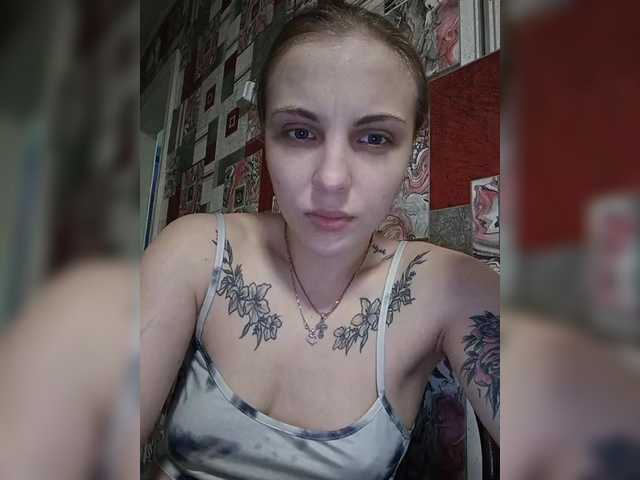 Yana-7 – webcam model profile photo