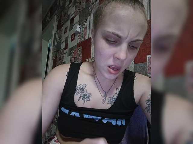 Yana-7 – webcam model profile photo