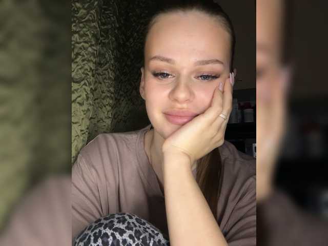 ANGELdd's BongaCams show and profile