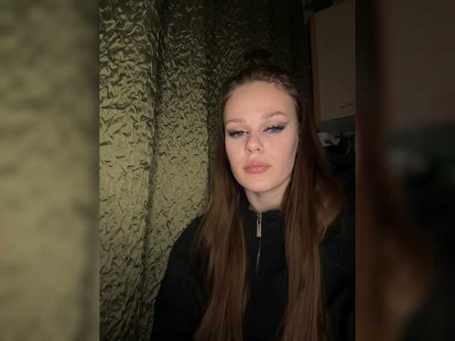 ANGELdd's BongaCams show and profile