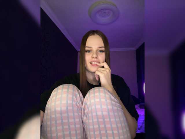 ANGELdd's BongaCams show and profile