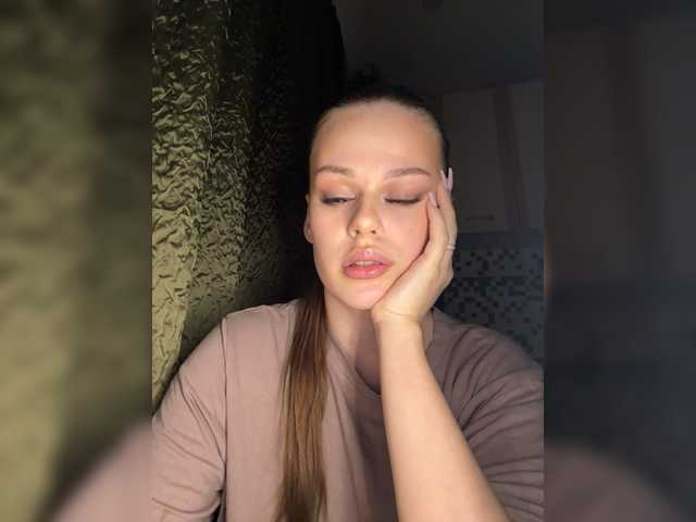 ANGELdd's BongaCams show and profile