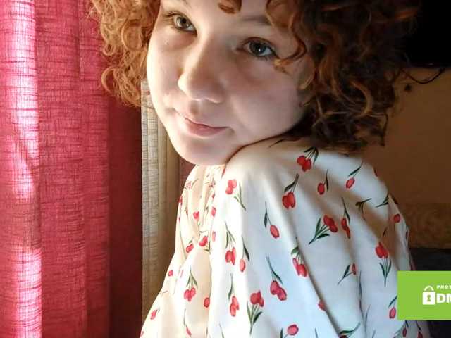 CandyChollett's BongaCams show and profile