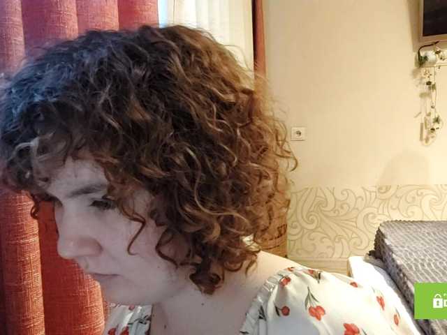 CandyChollett's BongaCams show and profile