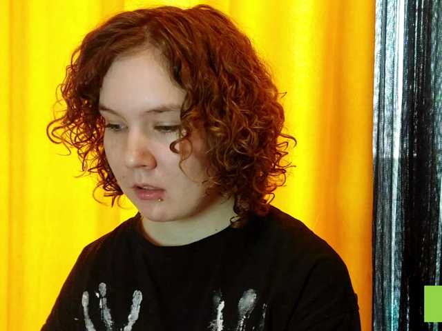 CandyChollett's BongaCams show and profile