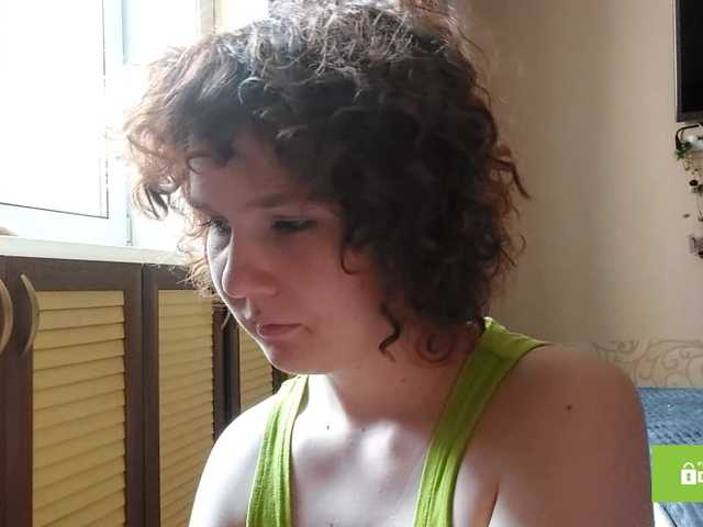 CandyChollett's BongaCams show and profile