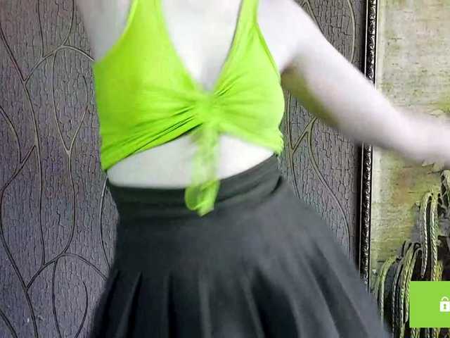 CandyChollett's BongaCams show and profile