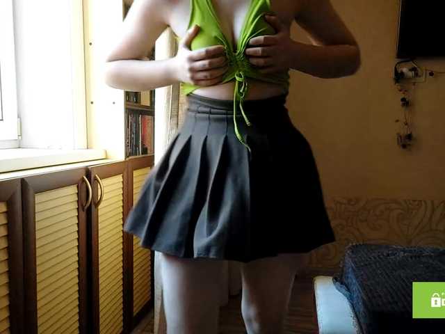 CandyChollett's BongaCams show and profile