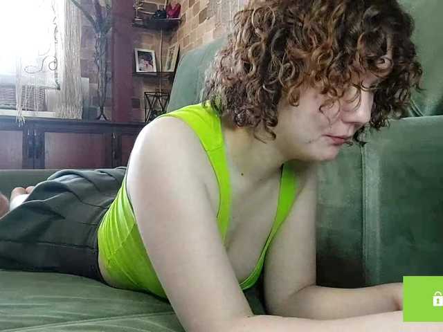 CandyChollett's BongaCams show and profile