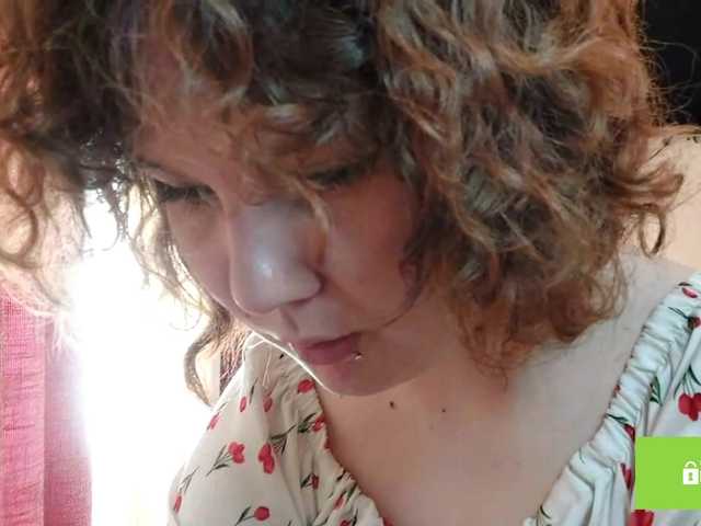 CandyChollett's BongaCams show and profile