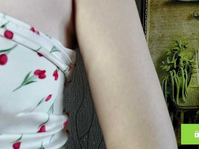 CandyChollett's BongaCams show and profile