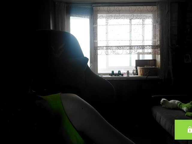 CandyChollett's BongaCams show and profile