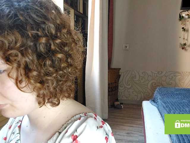 CandyChollett's BongaCams show and profile