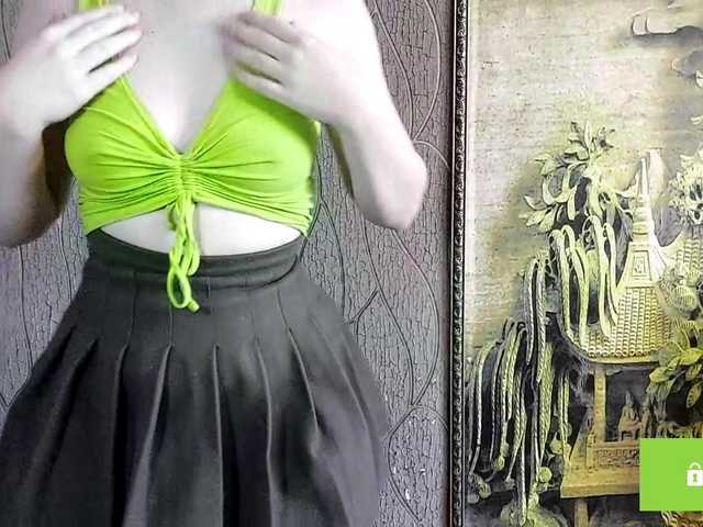 CandyChollett's BongaCams show and profile