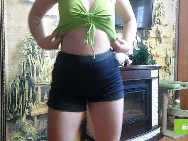 CandyChollett's BongaCams show and profile