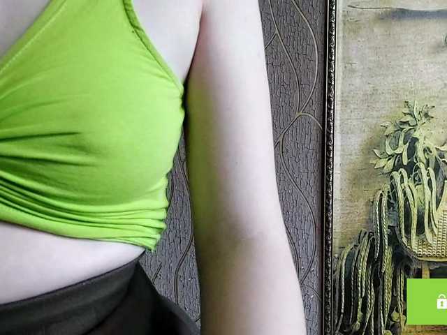 CandyChollett's BongaCams show and profile