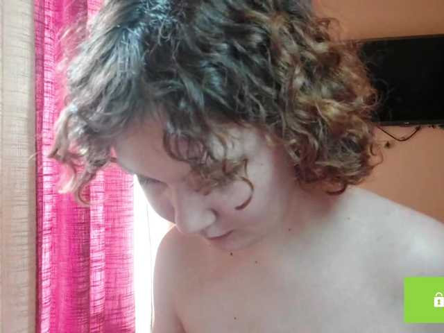 CandyChollett's BongaCams show and profile