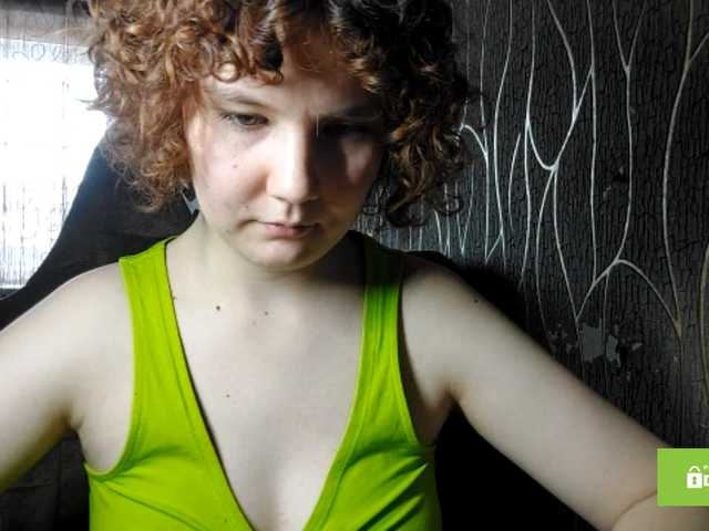 CandyChollett's BongaCams show and profile