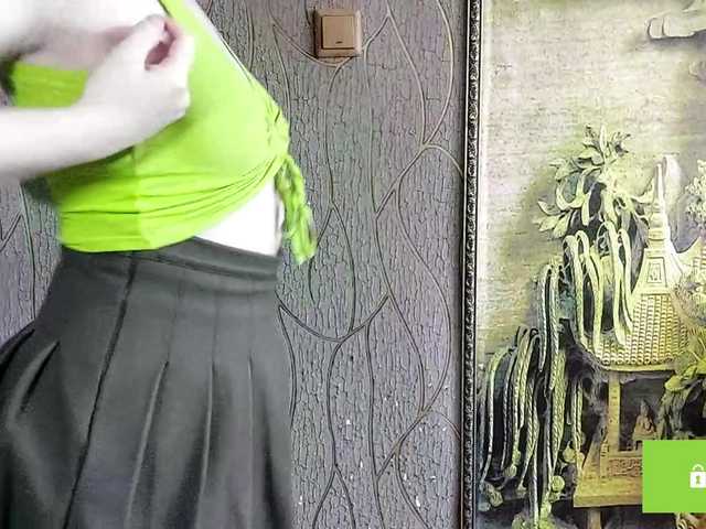 CandyChollett's BongaCams show and profile